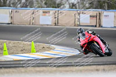 media/Apr-18-2025-TrackDaz (Fri) [[45f5874c44]]/B Group/Session 4 (Turn 6 - Outside)/